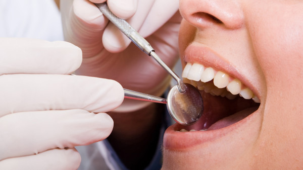 牙龈增生切除会很痛吗