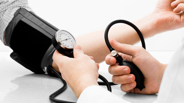 高血压危象的临床表现