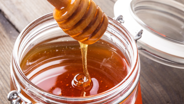 喝蜂蜜可以治疗便秘吗